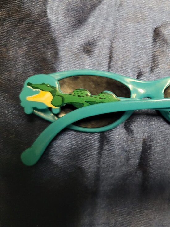 Crocodile Sunglasses Age 4y - Picture 5 of 5